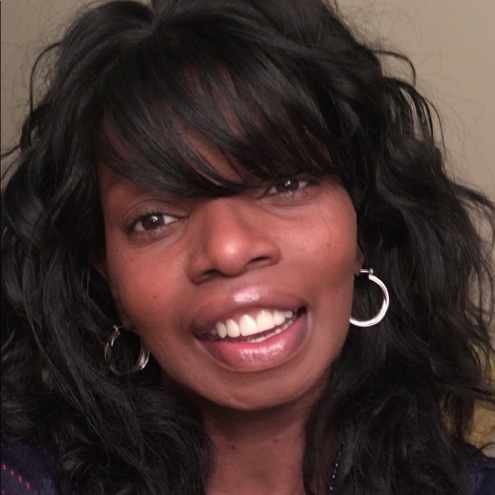 Meet your Posher, Celia